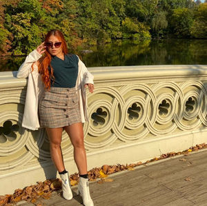 Meet your Posher, Sarai